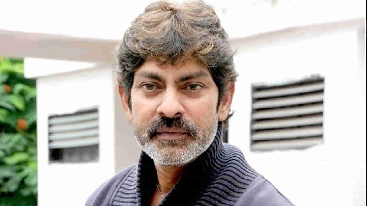 Jagapathi Babu: ఆ సినిమా షూటింగ్‌లో వారం రోజుల పాటు అన్నం పెట్టలేదు.. లైట్‌బాయ్ కన్నీళ్లు పెట్టుకున్నాడు: జగ్గూభాయ్‌