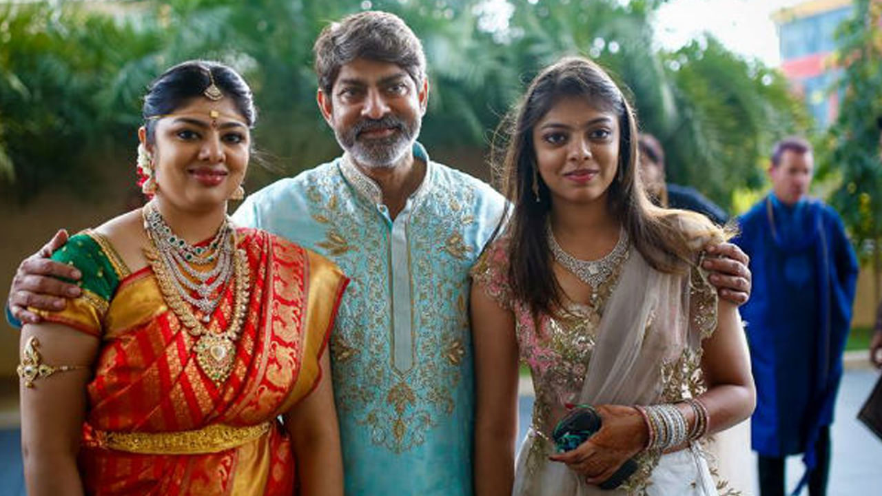 Jagapathi Babu: జగపతిబాబు ఇక తాత అవ్వలేడు.. పెద్ద కూతురు అలా.. చిన్న కుమార్తె ఇలా...