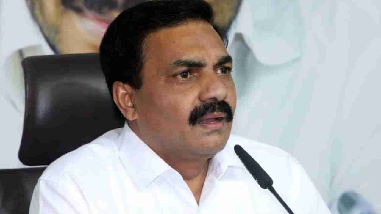 Kakani Govrdan Reddy: కోటంరెడ్డి విశ్వాసఘాతకుడు.. ఒక పార్టీలో గెలిచి మరో పార్టీకి వత్తాసు.. మంత్రి కాకాణి ఫైర్..