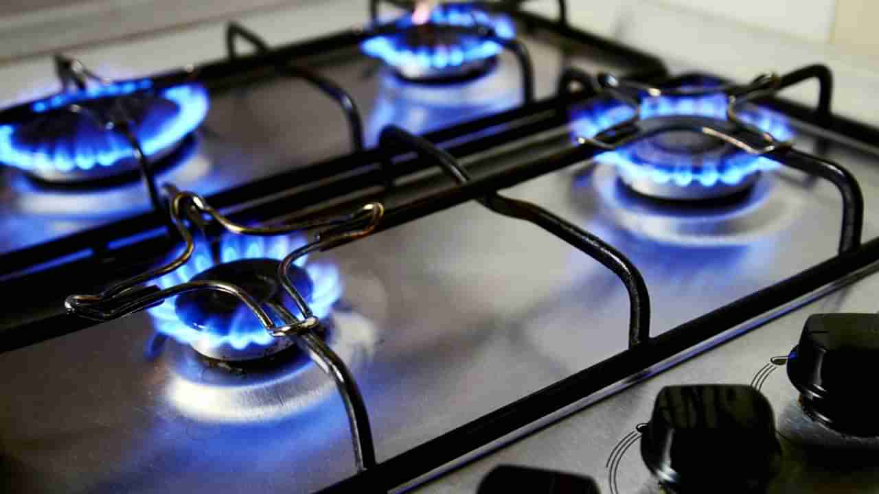 Gas Saving Tips: మీ వంట గ్యాస్ త్వరగా అయిపోతుందా? ఇలా చేస్తే ఎక్కువ రోజులు వస్తుంది..