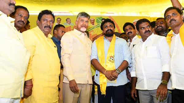 Mahasena Rajesh: చంద్రబాబు సమక్షంలో టీడీపీలో చేరిన మహాసేన రాజేశ్.. ‘జగన్ దళిత ద్రోహి’ అంటూ..