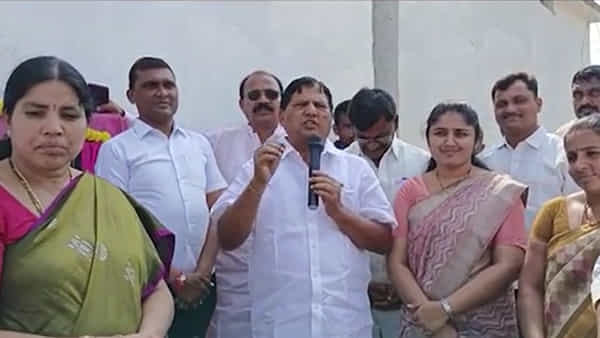 Miryalaguda MLA: మర్యాద తప్పితే డ్యాన్స్ చేయిస్తా.. సొంత నియోజకవర్గ ప్రజలకు మిర్యాలగూడ ఎమ్మెల్యే భాస్కర్రావు వార్నింగ్