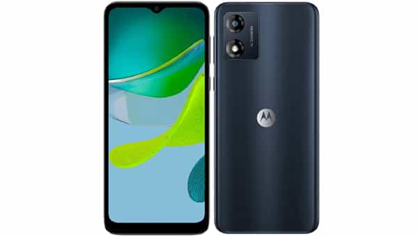 Moto E13: రూ. 6999కే మోటరోలా కొత్త ఫోన్.. ఫీచర్స్ చూస్తే మతిపోవాల్సిందే..!
