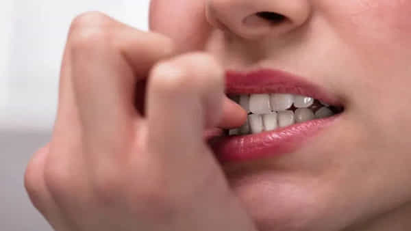Health Tips: మీకు కూడా గోళ్లు కొరికే అలవాటు ఉందా? ఈ సమస్యలు తప్పవు..! తస్మాత్ జాగ్రత్త..!