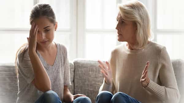 Parenting Tips: ఎదిగే పిల్లలతో ఆ విషయాలు చర్చిస్తున్నారా.... మోహమాటం వదిలేసి మనస్పూర్తిగా మాట్లాడండి..