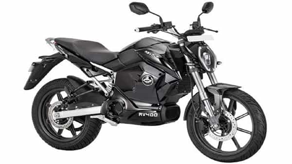 Revolt RV400: రివోల్ట్ బైక్ లవర్స్కు గుడ్ న్యూస్.. అదిరిపోయేలా బైక్ ఫీచర్లు.. 150 కిలోమీటర్ల పరిధి అందించే సూపర్ బైక్ ఇదే