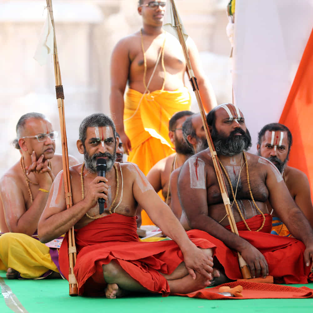 శ్రీరామానుజాచార్య  సమతా కుంభ్‌-2023 బ్రమ్మోత్సవాలకు సంబంధించిన ప్రత్యేక పూజల ఫొటోస్ అందరిని ఆకట్టుకుంటున్నాయి.