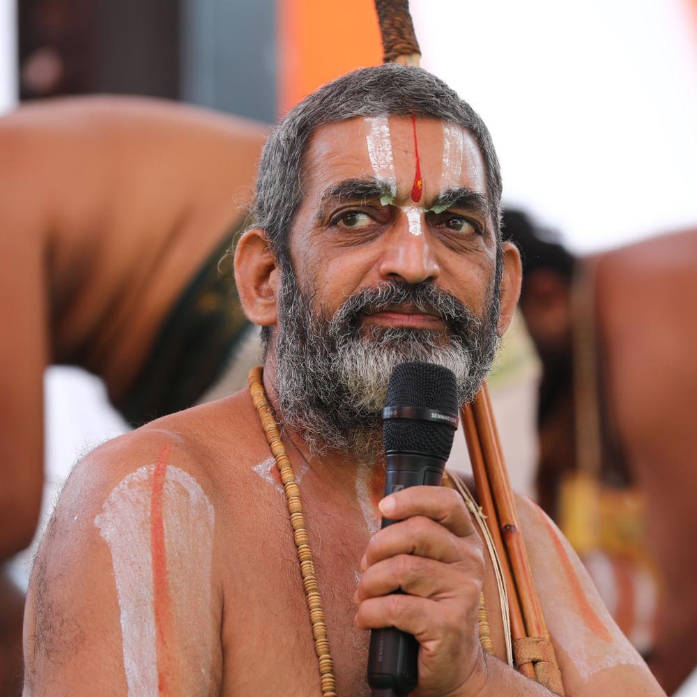 శ్రీరామానుజాచార్య  సమతా కుంభ్‌-2023 బ్రమ్మోత్సవాలకు సంబంధించిన ప్రత్యేక పూజల ఫొటోస్ అందరిని ఆకట్టుకుంటున్నాయి.
