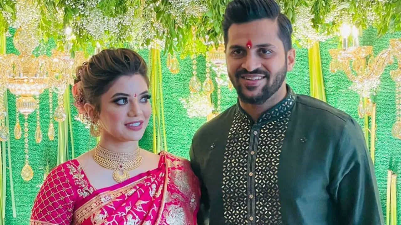 వివిధ కారణాలతో కొన్ని నెలలుగా శార్దూల్, మిథాలీ పెళ్లి వాయిదా పడుతూ వస్తోంది. అయితే ఎట్టకేలకు వీరి పెళ్లికి ముహూర్తం ఫిక్స్ అయ్యింది. అయితే ముందుగా అనుకున్నట్లు గోవా డెస్టినేషన్ వెడ్డింగ్ ప్లాన్ క్యాన్సిల్ అయ్యింది.