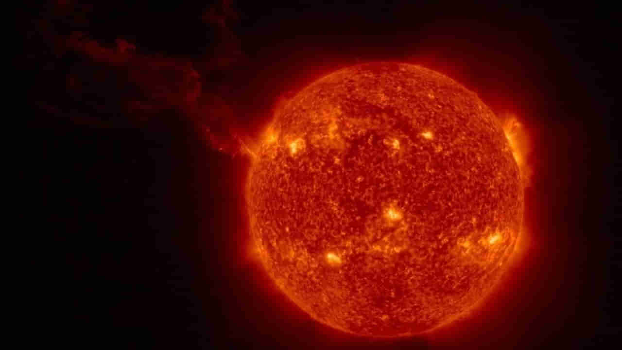 Solar Storm: టెన్షన్.. టెన్షన్.. సౌర తుపాను భూమిని తాకనుందా..? శాస్త్రవేత్తలు ఏం చెబుతున్నారంటే..