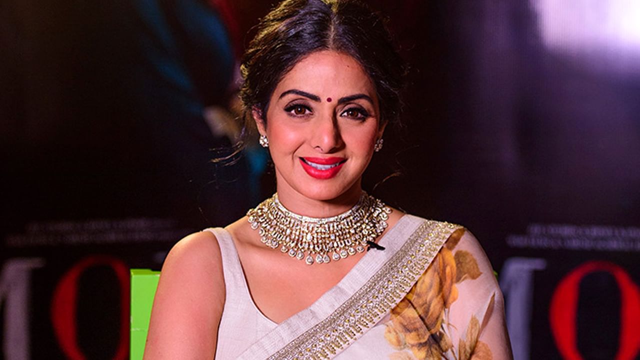 Sridevi: అతిలోక సుందరి శ్రీదేవి చివరిగా దిగిన ఫోటో ఇదే.. చూస్తే కన్నీళ్లు ఆగవు