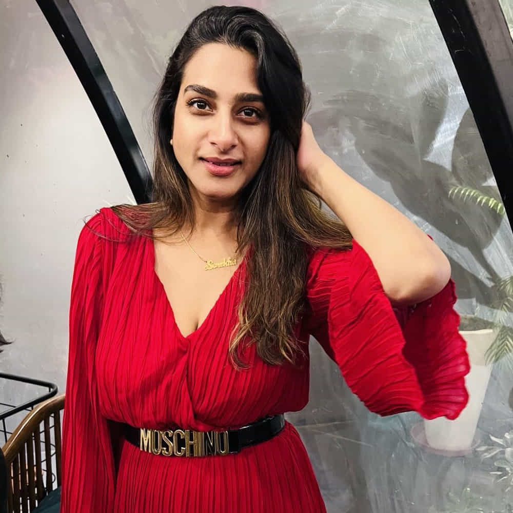 టాలీవుడ్ క్యారెక్టర్ ఆర్టిస్టుల్లో కెల్లా సురేఖా వాణి క్రేజ్ వేరు. అందానికి తోడు తనదైన నటనతో ఆడియన్స్ ఫాలోయింగ్ పెంచుకుంది సురేఖా. తల్లి, అక్క, వదిన పాత్రల్లో నటించి ఎన్నో సినిమాల విజయాల్లో భాగమైన ఈ నటి..