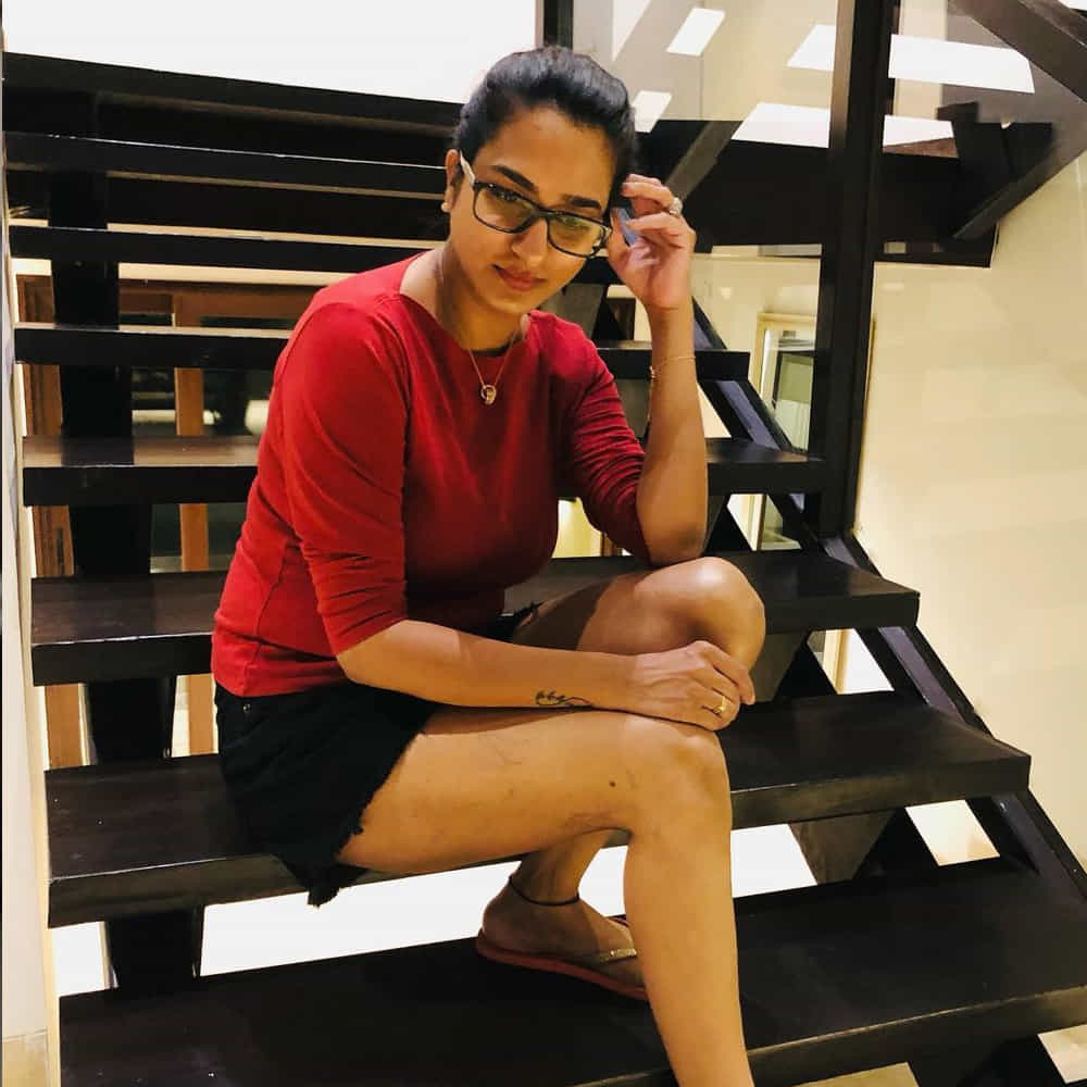 టాలీవుడ్ క్యారెక్టర్ ఆర్టిస్టుల్లో కెల్లా సురేఖా వాణి క్రేజ్ వేరు. అందానికి తోడు తనదైన నటనతో ఆడియన్స్ ఫాలోయింగ్ పెంచుకుంది సురేఖా. తల్లి, అక్క, వదిన పాత్రల్లో నటించి ఎన్నో సినిమాల విజయాల్లో భాగమైన ఈ నటి..