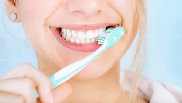 Best Toothbrush: మీరు వాడుతున్న టూత్ బ్రష్ సరైనదా..కాదా.. ఎలా గుర్తించాలంటే..