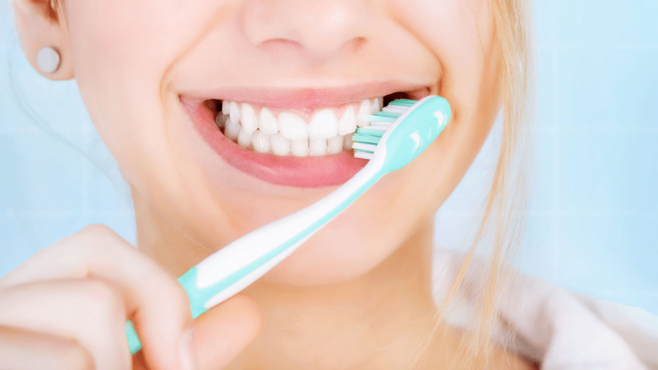 Best Toothbrush: మీరు వాడుతున్న టూత్ బ్రష్‌ సరైనదా..కాదా.. ఎలా గుర్తించాలంటే..