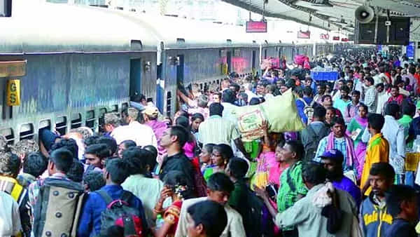 Indian Railways: జనరల్ భోగీలు రైలు చివరనే ఉంటాయెందుకు..? దాని వెనుక పెద్ద కారణమే ఉంది.. అదేమిటంటే..