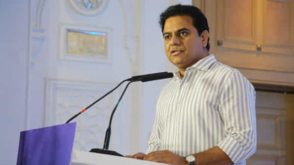 Minister KTR: ఐటీ, సీబీఐ, ఈడీ లు బీజేపీకి కీలు బొమ్మల్లా మారాయి.. మంత్రి కేటీఆర్ ఘాటు వ్యాఖ్యలు..