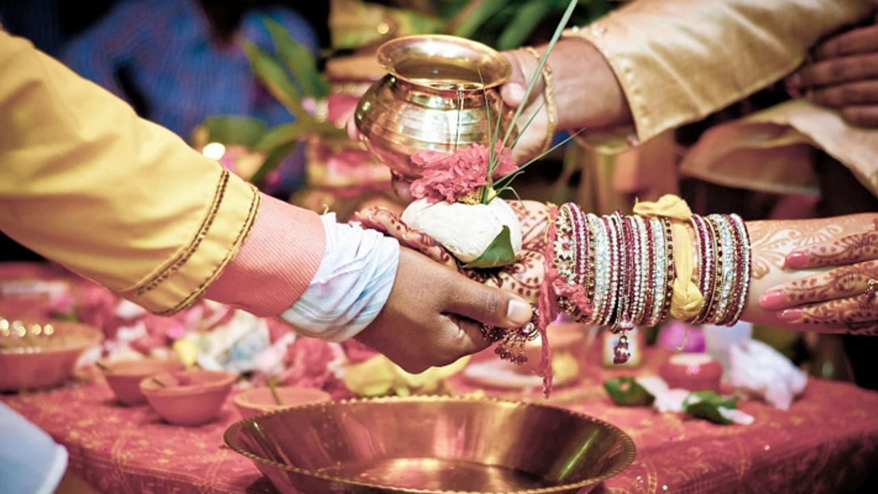 Wedding Insurance: పెళ్లికి కూడా బీమా ఉంటుందని మీకు తెలుసా.? వివాహం క్యాన్సిల్‌ అయితే డబ్బులు క్లైమ్‌ చేసుకోవచ్చు. పూర్తి వివరాలు..