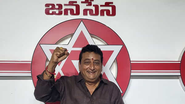 Prudhvi Raj: జనసేనానితోనే నా ప్రయాణం.. ఆదేశిస్తే సిద్ధాంతాలు ప్రజల్లోకి తీసుకెళ్తా.. ఆ నియోజక వర్గం నుంచి ఎన్నికల బరిలోకి పృథ్విరాజ్