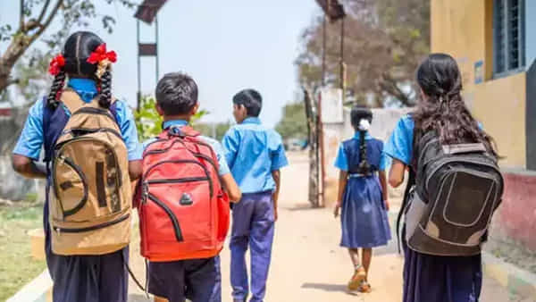 Summer Holidays: పాఠశాలలకు వేసవి సెలవులు పొడిగింపు.. వివరాలు ఇవిగో.!