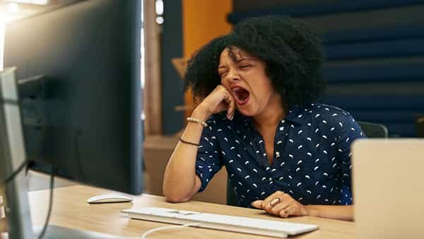 Sleeping After Lunch : భోజనం తిన్న వెంటనే నిద్ర వచ్చేస్తుందా? ఈ సింపుల్ టిప్స్తో సమస్య దూరం.