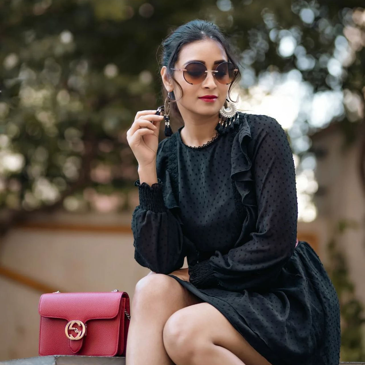 బిగ్‌బాస్ ద్వారా వెలుగులోకి వచ్చిన భామ భాను శ్రీ అటు వెండితెరతో పాటు బుల్లితెరపై కూడా తన సత్తా చాటి అభిమానులను సంపాదించుకుంది. ఏడు చేపల కథతో ఈ భామ టాలీవుడ్ అభిమానుల్లో సెగలు పుట్టిస్తోంది.