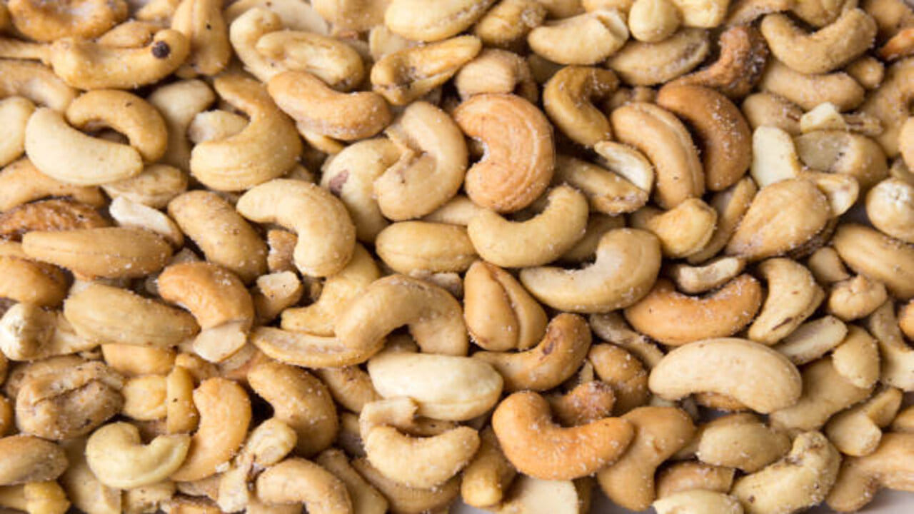 Cashews Benefits జీడిపప్పులో ఉన్న అసలు మ్యాటర్ తెలిస్తే...ఒక్క గింజ