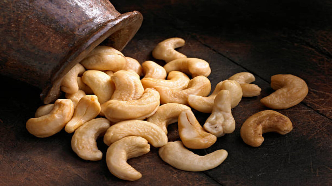 Cashews Benefits జీడిపప్పులో ఉన్న అసలు మ్యాటర్ తెలిస్తే...ఒక్క గింజ