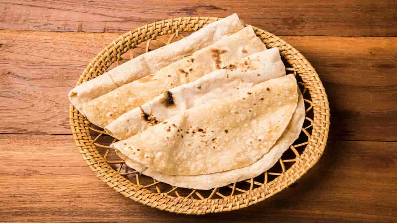 Chapatis at Night: రాత్రి పూట చపాతీలు తింటున్నారా..? అయితే మీరు తెలుసుకోవలసిన విషయాలివే..