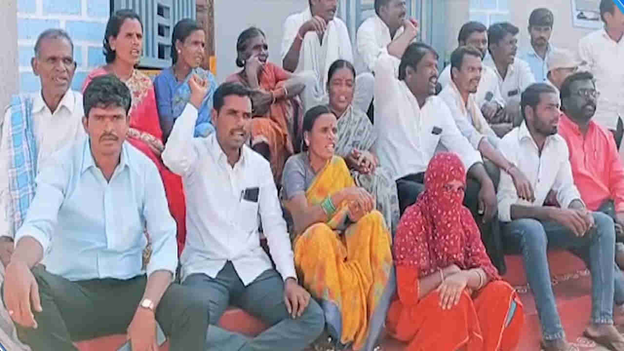 Telangana: గర్భవతి అయిన భార్యని వదిలి లేడీ కానిస్టేబుల్తో ఎఫైర్ పెట్టుకున్న పోలీస్ .. భార్య న్యాయ పోరాటం