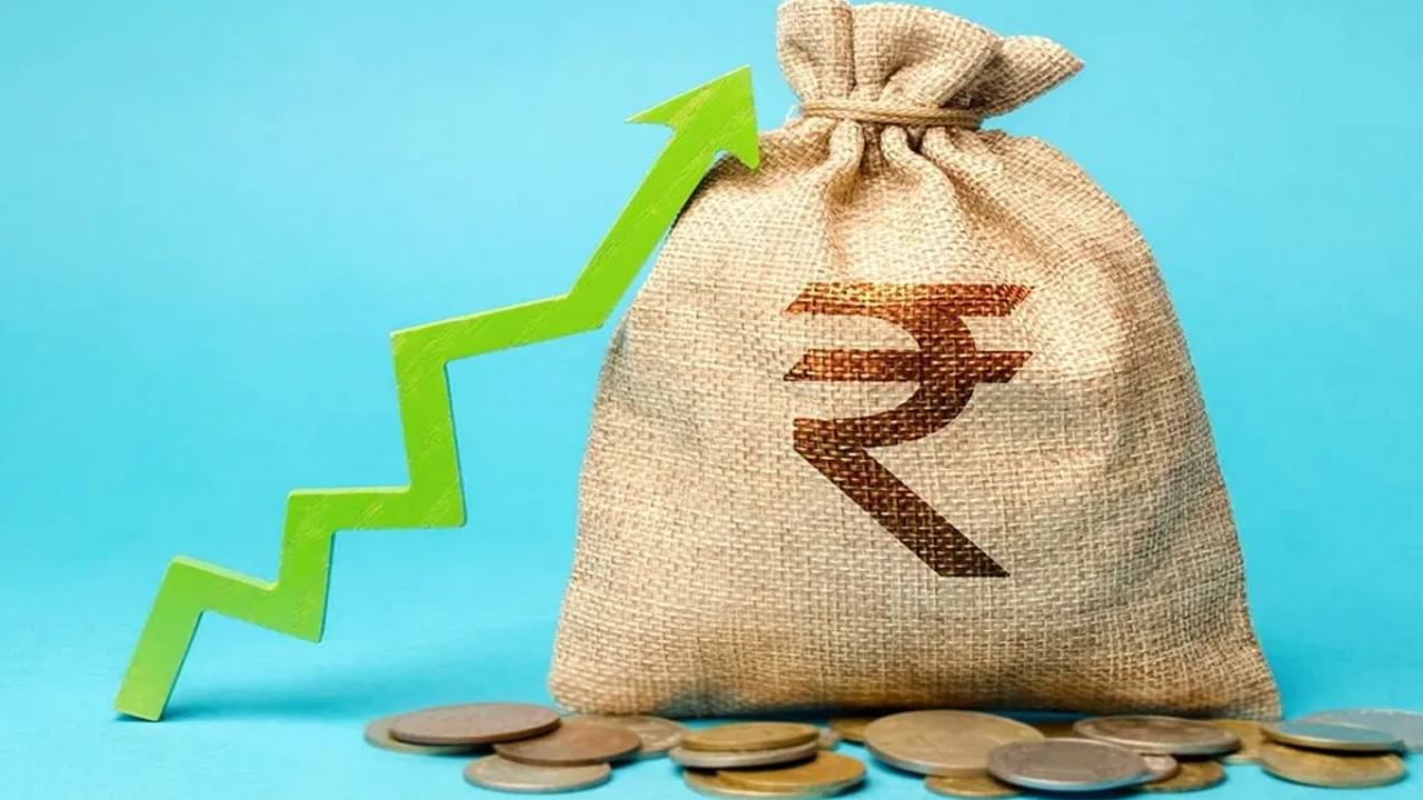 Bajaj Finance: బజాజ్ ఫైనాన్స్‌లో డిపాజిట్లపై 8.20 శాతం వరకు వడ్డీ.. పూర్తి వివరాలు