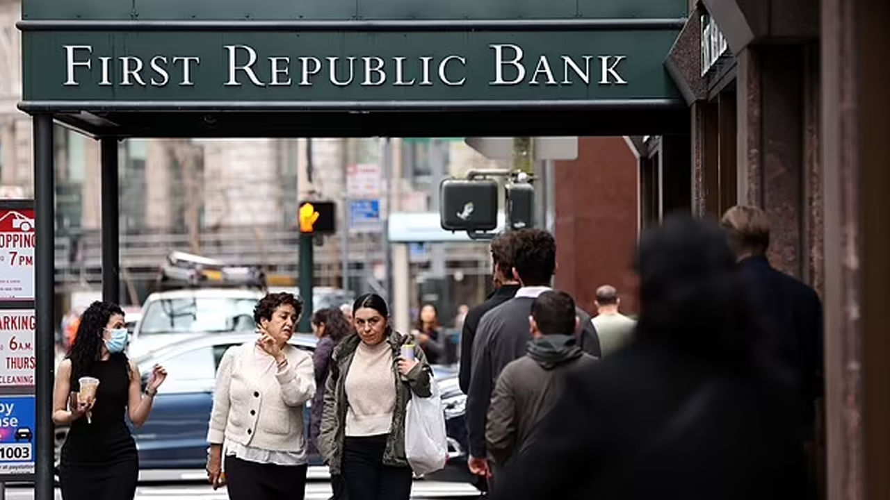 US Bank: ఒక్క బ్యాంక్‌ను కాపాడేందుకు ముందుకొచ్చిన 11 బ్యాంక్‌లు.. 30 బిలియన్‌ డాలర్ల ఆర్థిక ప్యాకేజీ ప్రకటన