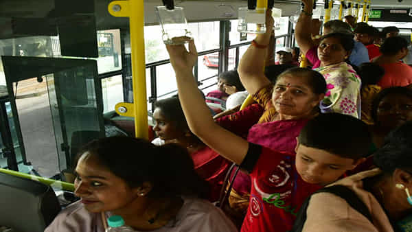 Womens Day 2023: మహిళలకు గుడ్న్యూస్.. నేడు అన్ని సిటీ బస్సుల్లో ఉచిత ప్రయాణం