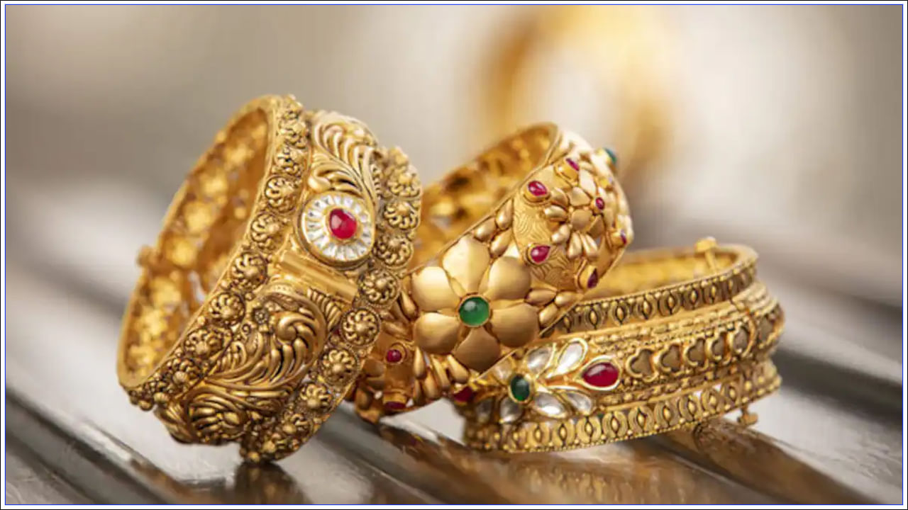 Gold Jewellery: వినియోగదారులకు అలర్ట్‌.. మార్చి 31 తర్వాత ఆ బంగారు ఆభరణాలు చెల్లవు.. ఏప్రిల్‌ 1 నుంచి కొత్త నిబంధనలు