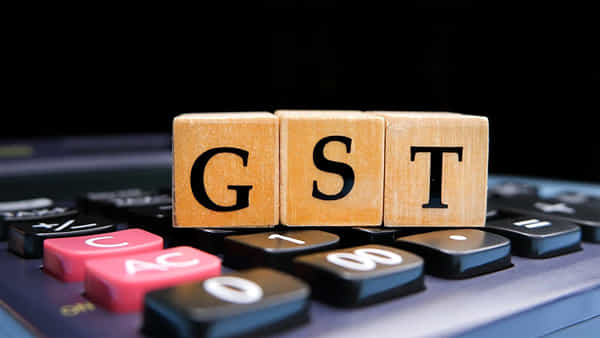 GST Collection: నెల రోజుల్లో రూ.8 వేల కోట్లు తగ్గిన ప్రభుత్వ ఆదాయం.. ఎందుకంటే..