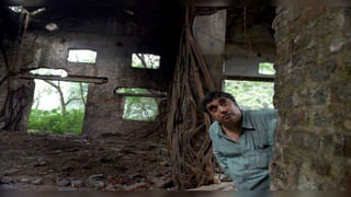 తండ్రి చనిపోయాడు.. చైల్డ్ కానిస్టేబుల్ గా ఐదేళ్ల కొడుకు నియామకం