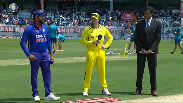 Ind vs Aus, 2nd ODI Playing XI: టాస్ గెలిచిన ఆస్ట్రేలియా.. ఇరుజట్ల ప్లేయింగ్ XIలో కీలక మార్పులు..
