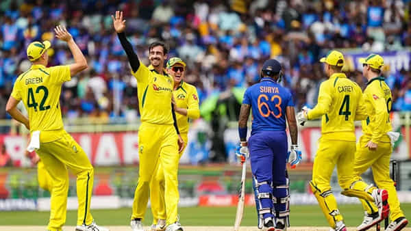 IND vs AUS: వైజాగ్ మ్యాచ్లో చిత్తుగా ఓడిన టీమిండియా.. ఏకంగా 10 వికెట్ల తేడాతో.. ఫ్యాన్స్ డిసప్పాయింట్