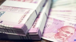 Delhi: భర్తకు బాసటగా పని చేస్తానన్న కోడలు.. ఇటుకతో తల పగలగొట్టిన మామ..!