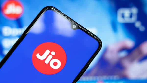 Reliance Jio: రోజుకు 2.5జీబీ డేటాను అందించే బెస్ట్ జియో ప్లాన్లు ఇవే.. నెలనెలా రీచార్జ్ చేసుకునే బాధ ఇక ఉండదు..