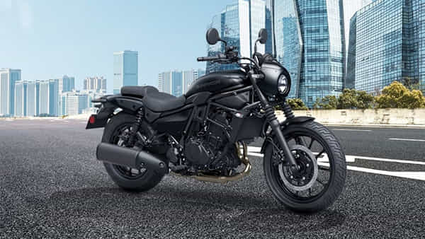 Kawasaki Eliminator Cruiser: సూపర్ ఉందిగా కవాసకి న్యూ బైక్.. బ్లాక్ టాపింగ్తో అదరగొడుతోంది.. ధర ఎంతో తెలుసా..