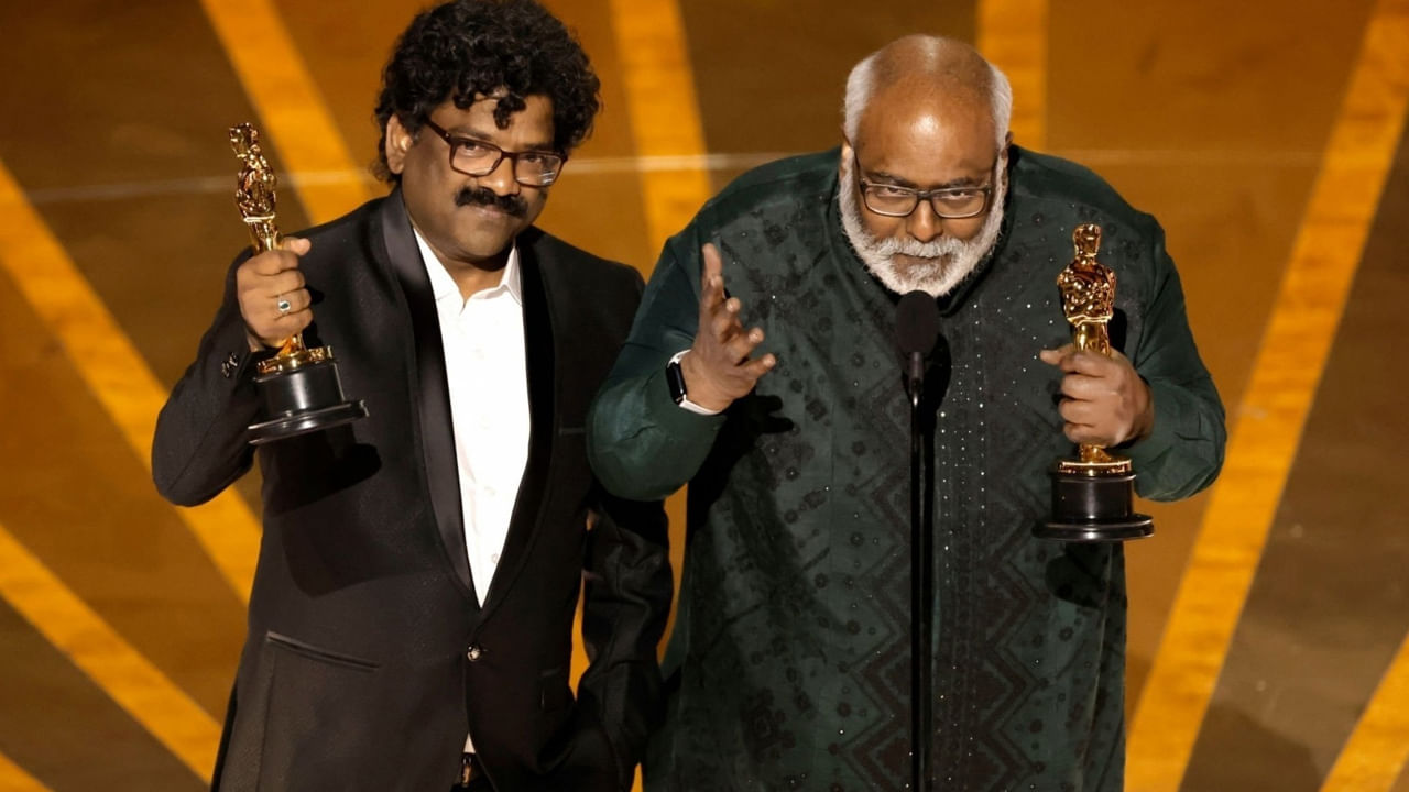 Oscars 2023 Highlights: చరిత్ర సృష్టించిన ఆర్ఆర్ఆర్.. నాటు నాటు పాటకు ఆస్కార్.. విశ్వవేదికపై అవార్డ్ అందుకున్న కీరవాణి, చంద్రబోస్..