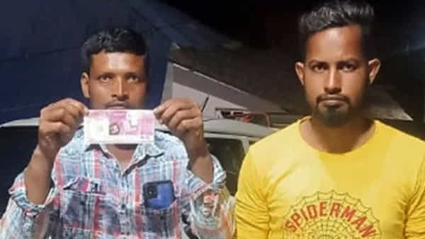 Viral News: రాత్రికి రాత్రే లక్షాధికారిగా మారిన వలసకూలీ.. భయంతో పోలీస్స్టేషన్కు పరుగులు తీసిన వ్యక్తి