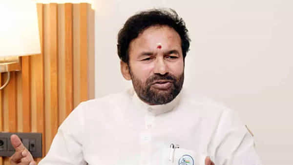 Kishan Reddy: కేంద్ర మంత్రి కిషన్ రెడ్డికి అస్వస్థత.. ఎయిమ్స్లో కొనసాగుతున్న చికిత్స..