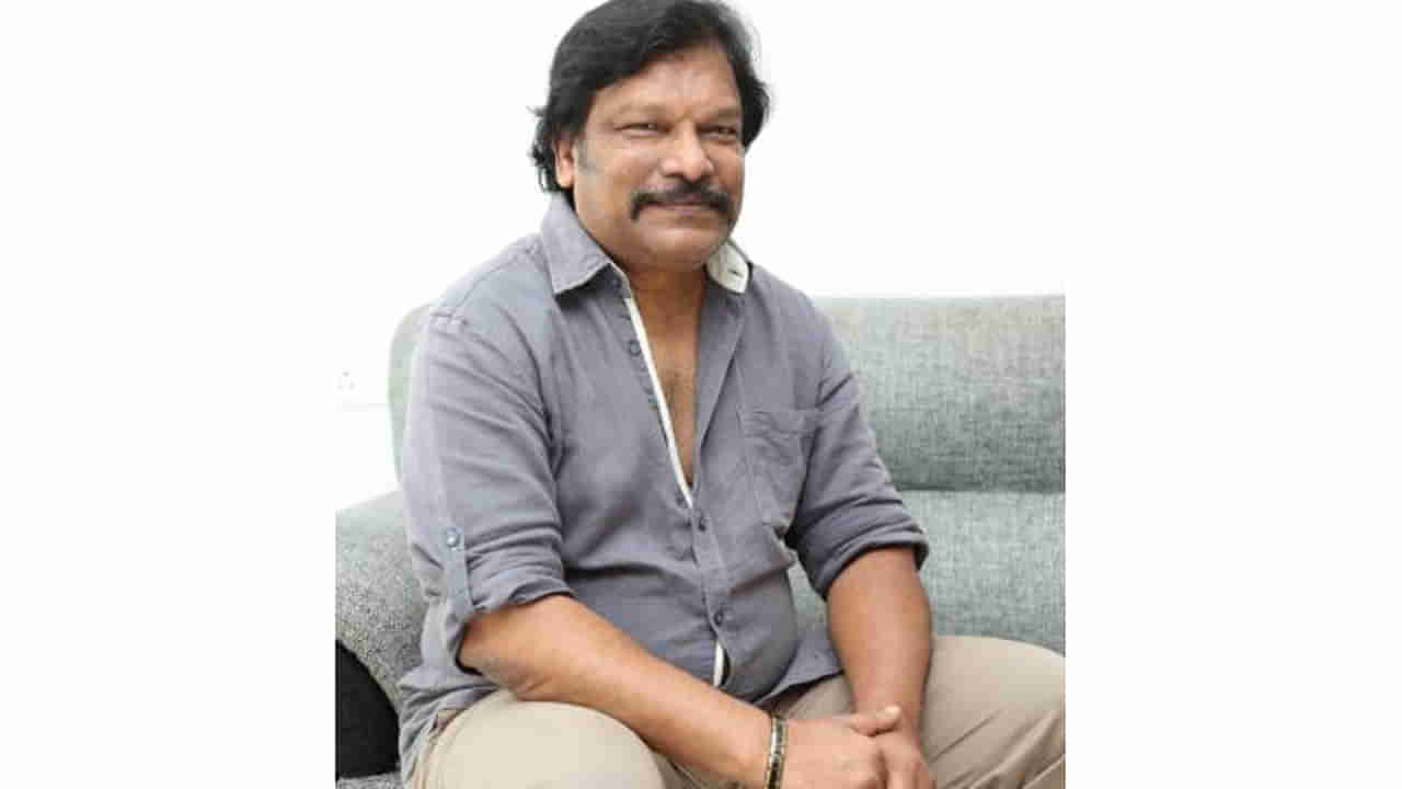 Krishna Vamsi: ఆ సినిమా చూస్తూ కృష్ణవంశీ కంటతడి.. ప్రకాష్ రాజ్ సలహాతో రంగమార్తాండ బాధ్యతలు..