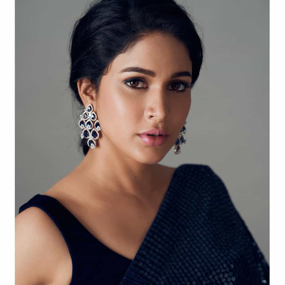 తాజాగా ఓ ఇంటర్వ్యూలో పాల్గొన్న ఆమె .. తన ఫస్ట్ రెమ్యూనరేషన్ గురించి చెప్పుకొచ్చింది. 