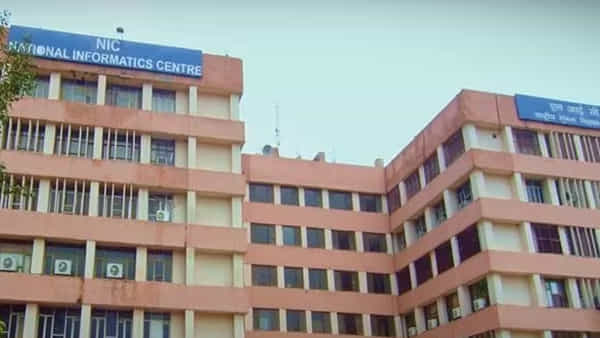 NIC Recruitment: బీటెక్ చేసిన వారికి కేంద్ర ప్రభుత్వ ఉద్యోగాలు.. ఎలా ఎంపిక చేస్తారంటే..