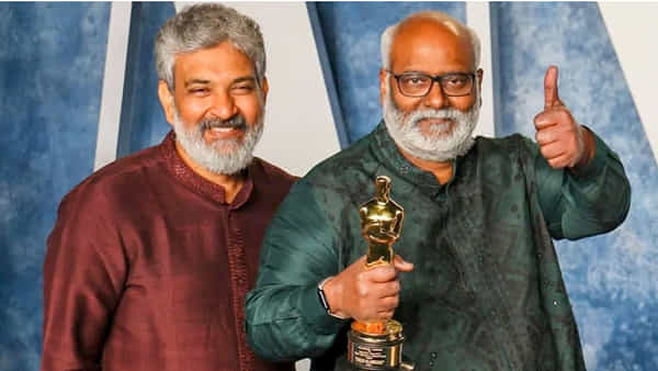RRR Movie: ఆస్కార్తో హైదరాబాద్ చేరుకున్న ఆర్ఆర్ఆర్ టీం.. జై హింద్ అంటూ రాజమౌళి నినాదం..