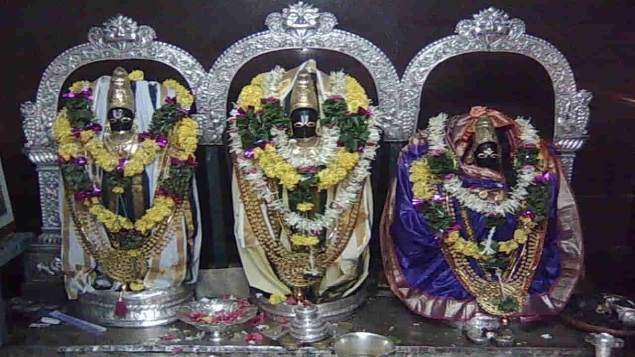 Sri Ramanavami: అక్కడ రామయ్యకు రెండు సార్లు కళ్యాణం.. పగలు ఒకసారి రాత్రి మరోసారి.. ఐదు రోజుల పెళ్లి అరుదైన ఘట్టం..ఈ క్షేత్రం విశేషమేమిటో తెలుసా..!