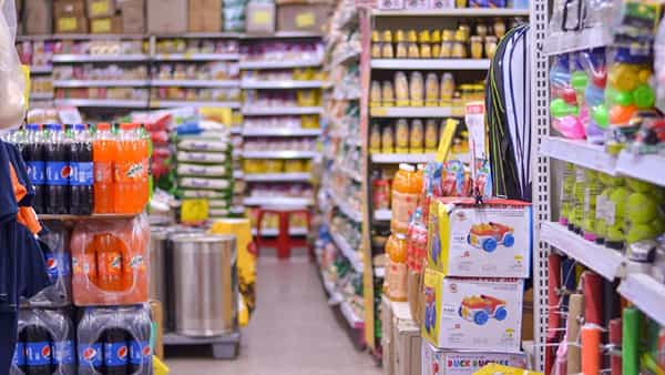 Retail Store: ఎంఆర్పీ అంటే ఏమిటి? దుకాణదారుడు దాని కన్నా ఎక్కువ ధరకు విక్రయాలు చేస్తే ఏం చేయాలి?